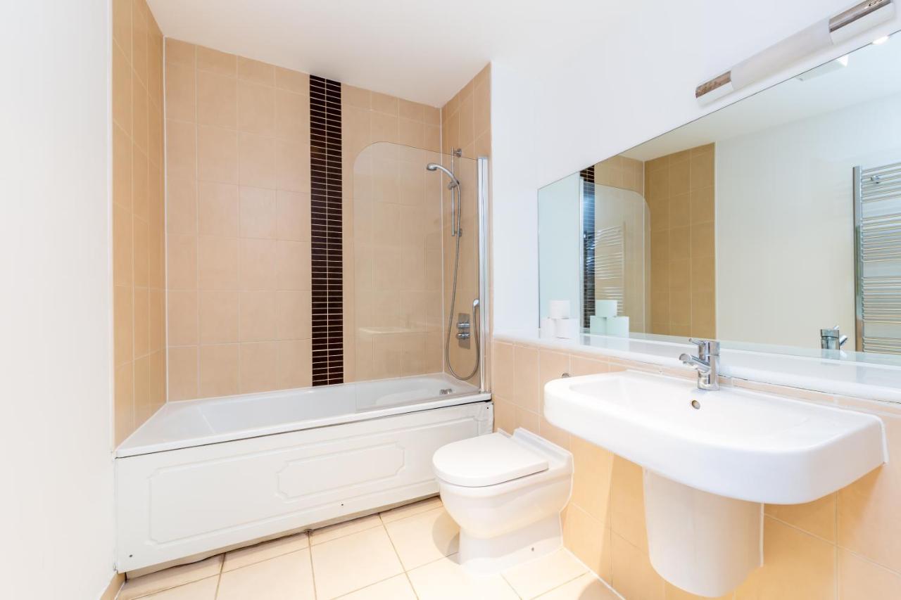 2 Bed Executive Apartment Next To Liverpool Street Free Wifi By City Stay Aparts ลอนดอน ภายนอก รูปภาพ